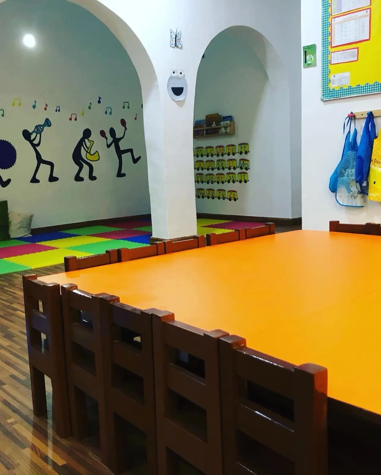 Bumblebees room